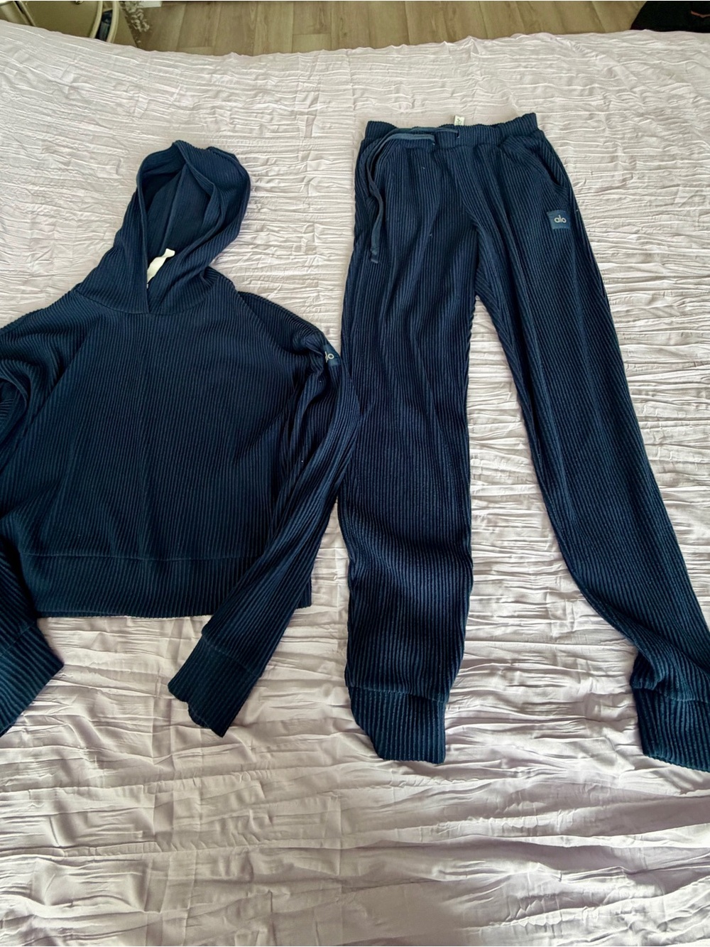 ALO Yoga Ribbed Hoodie & Joggers Set - Charcoal set pants size M hoodie size L